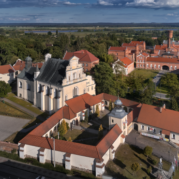 klasztor-pobernardynski-1